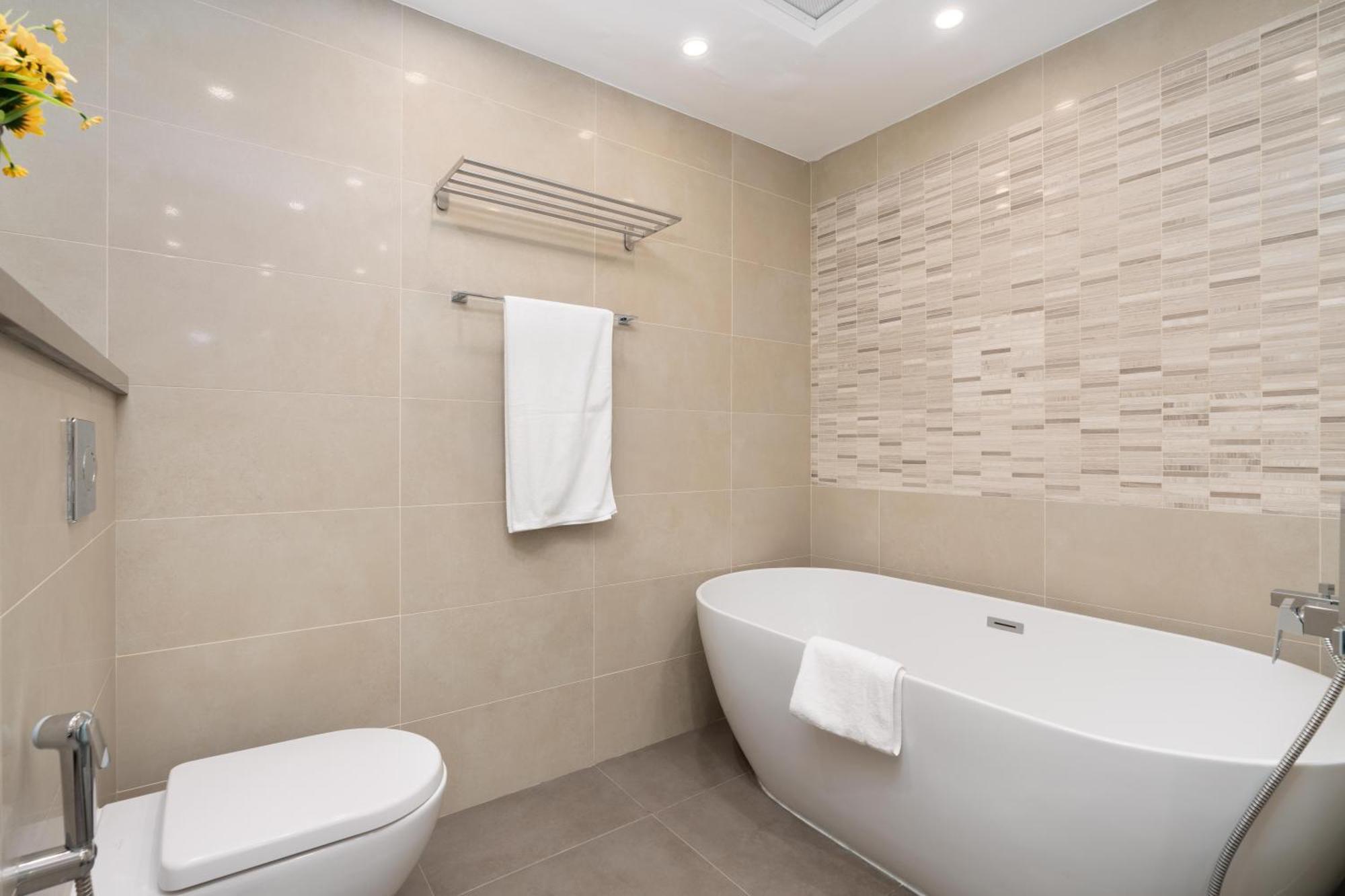 Al Bateen Residences - Ultimate Luxurious Three Bedroom Maid's *