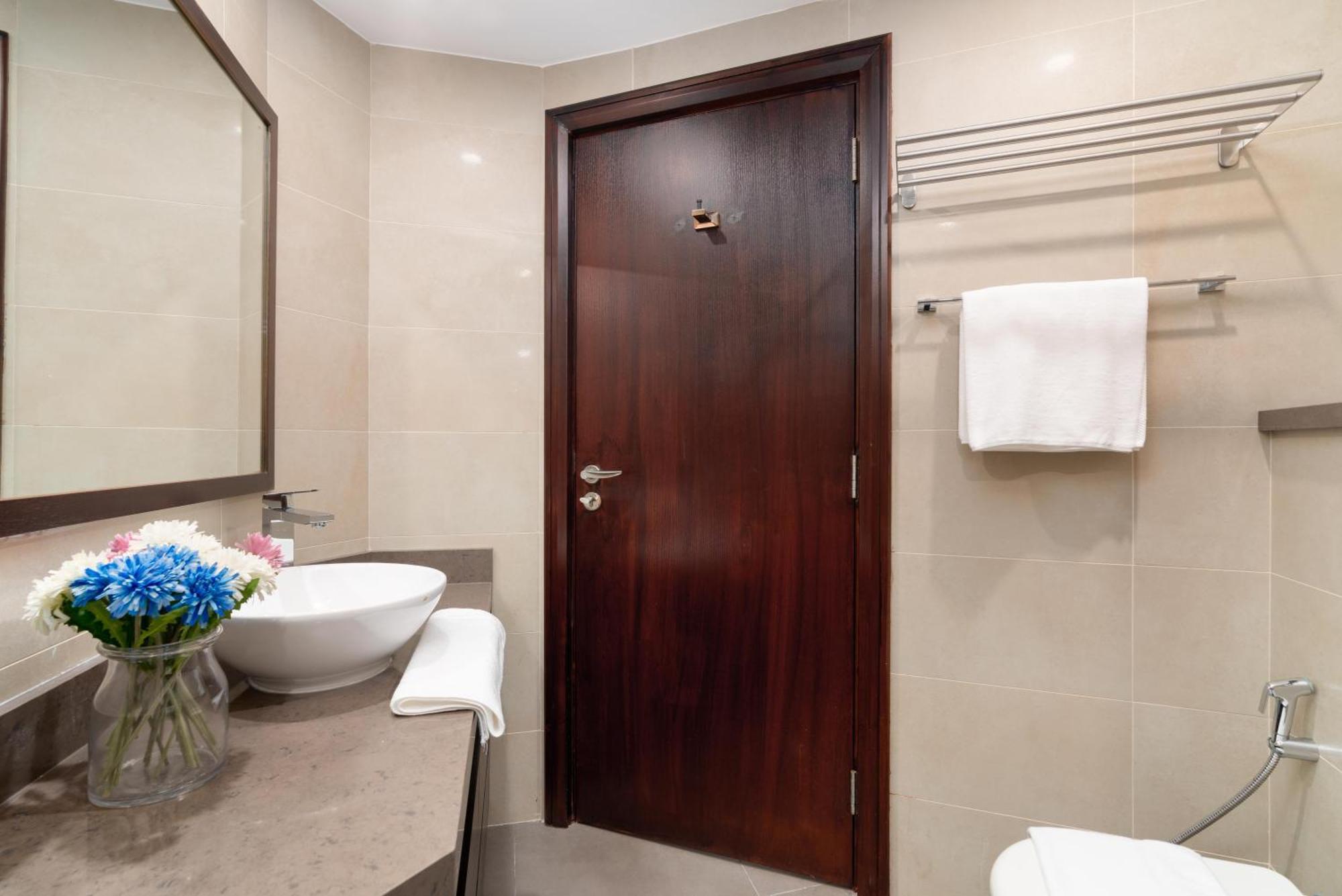 Apartment Al Bateen Residences - Ultimate Luxurious Three Bedroom Maid's Dubai