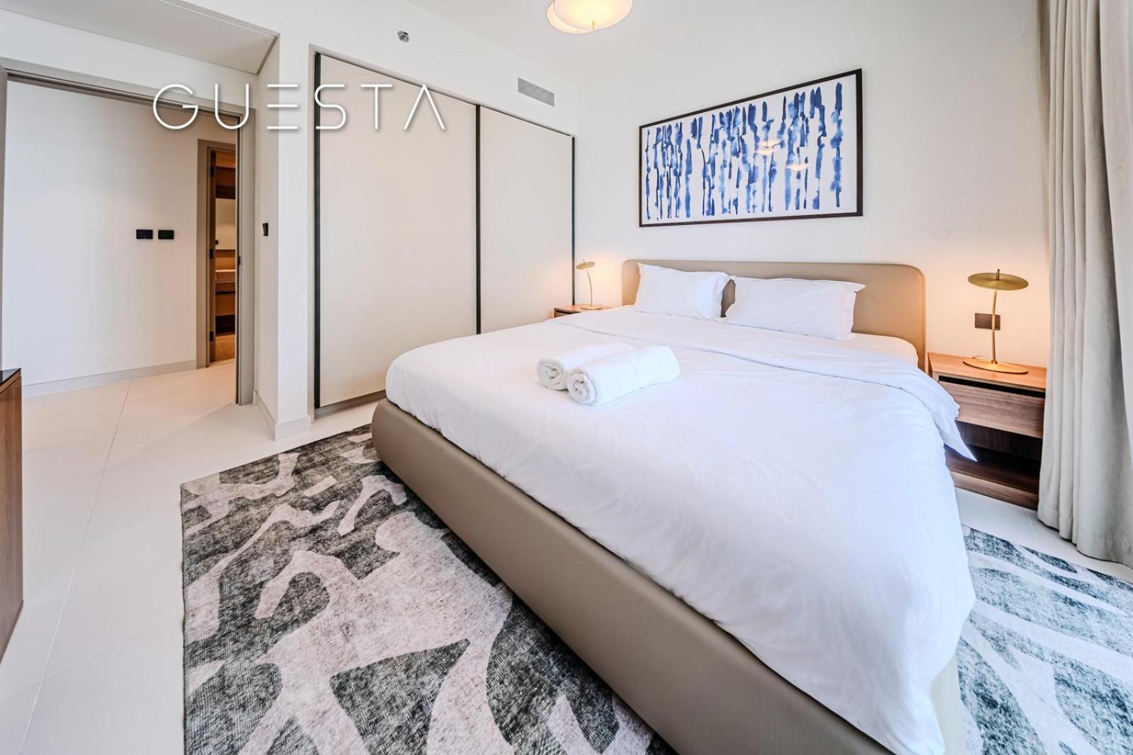Emaar Beachfront - Marina Vista Tower, Marina Apartment *