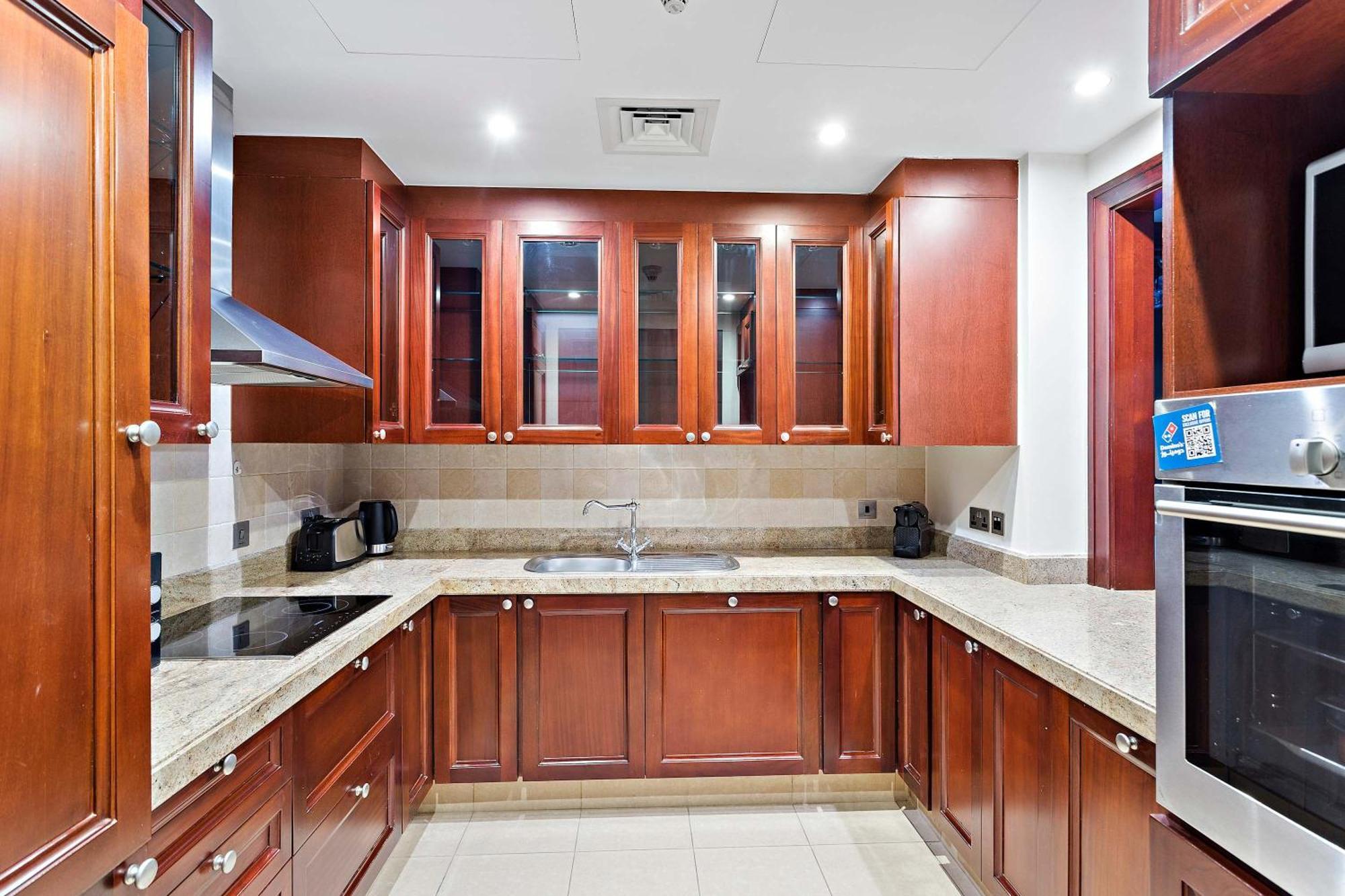 Silkhaus Peaceful 1bdr With Private Garden In Downtown Apartment *