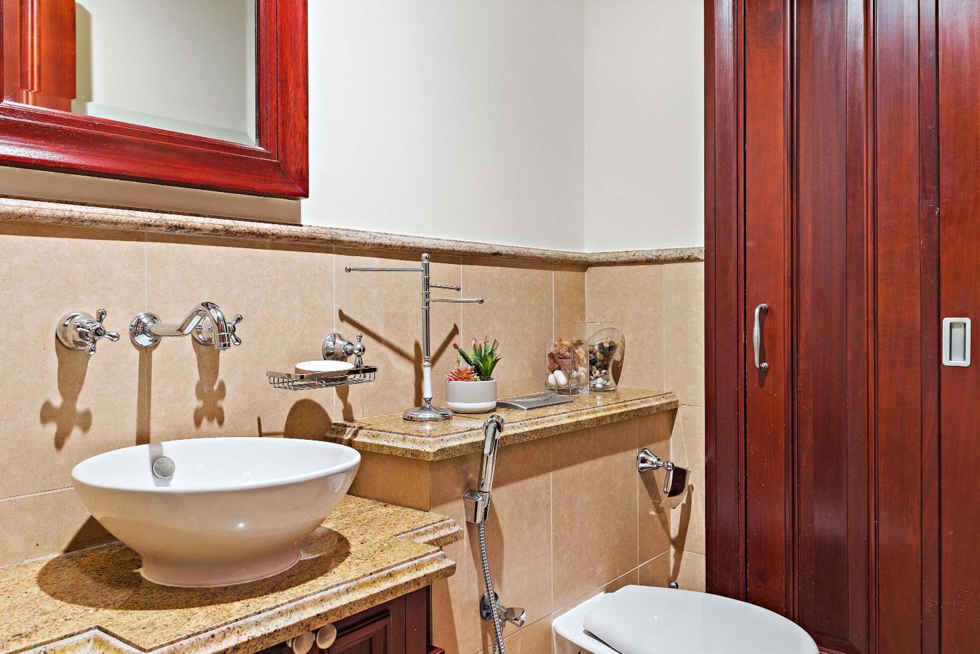 Silkhaus Peaceful 1bdr With Private Garden In Downtown