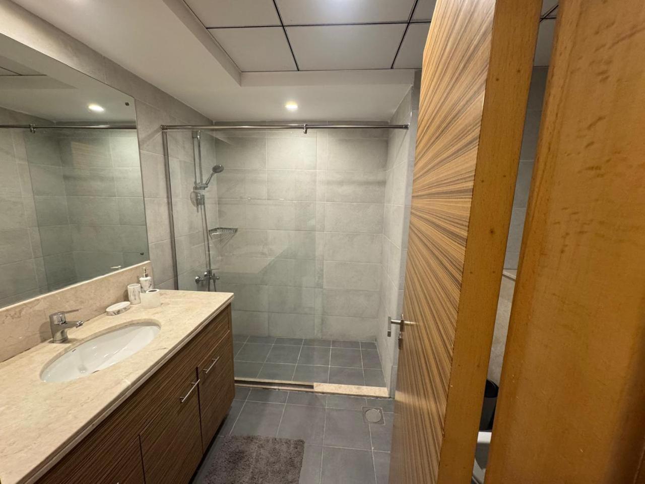 Apartment 1 Bedroom In Sherena *