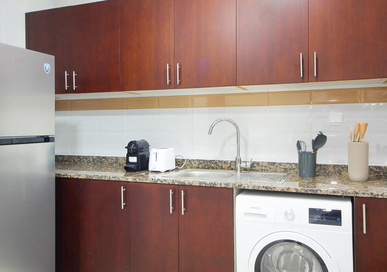 Scenic 1br With Canal & Marina Views Apartment Dubai