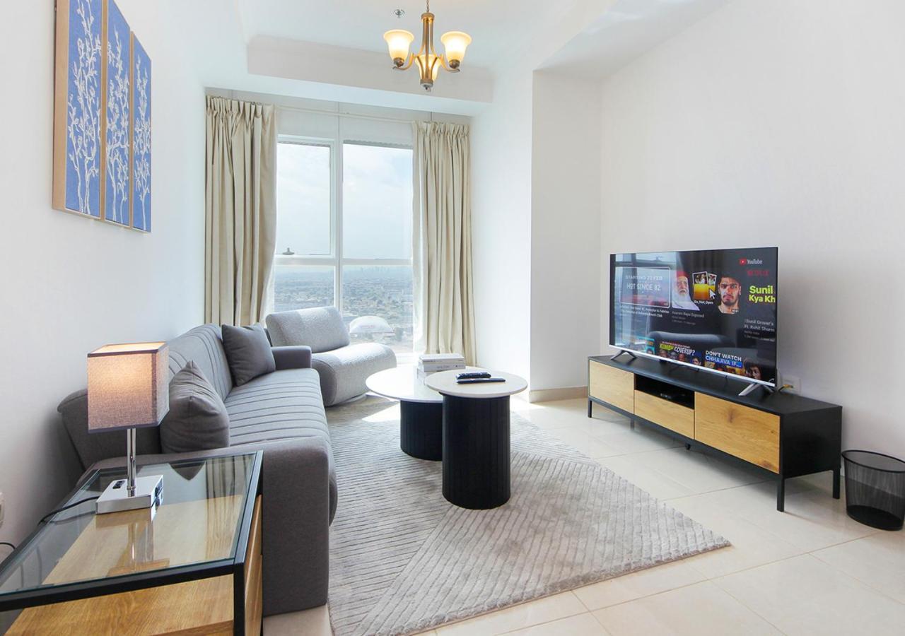 Scenic 1br With Canal & Marina Views * Dubai