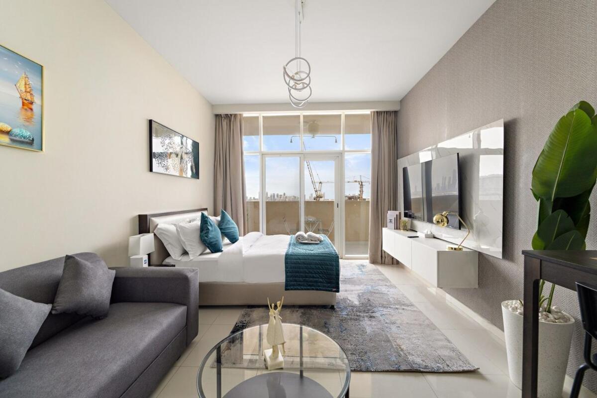 First Class Luxe Cozy Living *