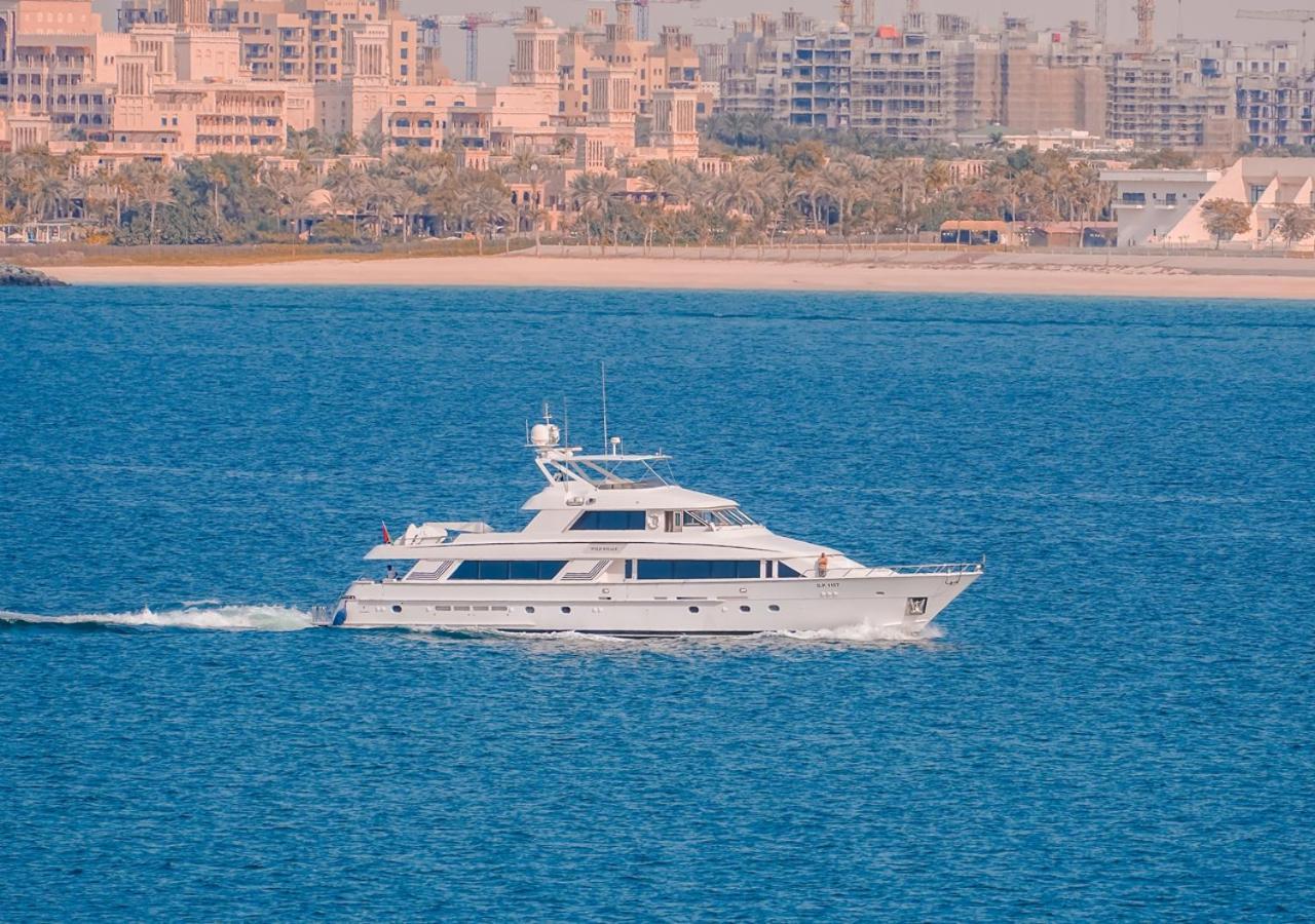 Apartment Retreat By Voye Homes Inside Anantara With Access & Private In Palm Jumeirah Dubai