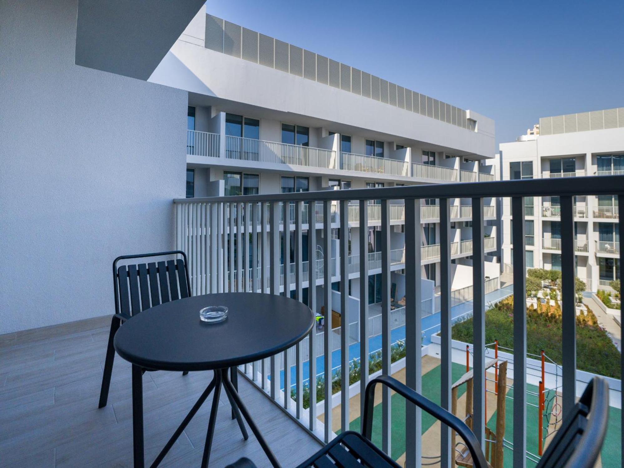 Easygo - Modern Stu- Luma22- Jvc Apartment