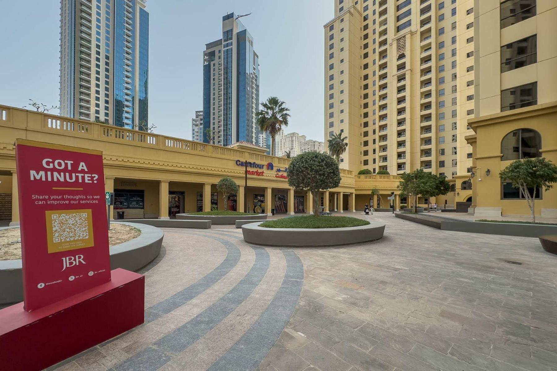 Breathtaking Scenery- Jbr Walk- Access