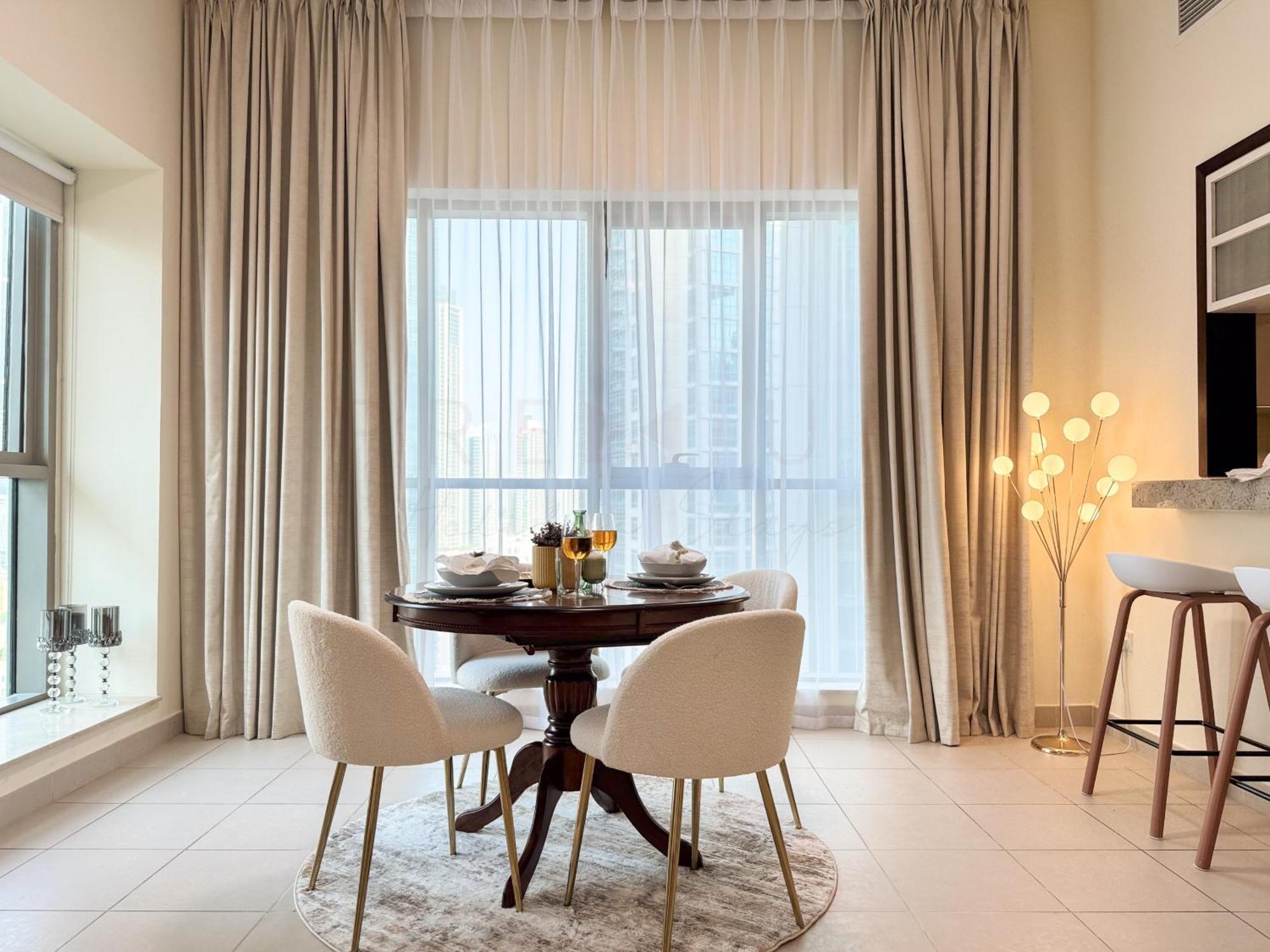 1702 - Boulevard Centre T2, Apartment