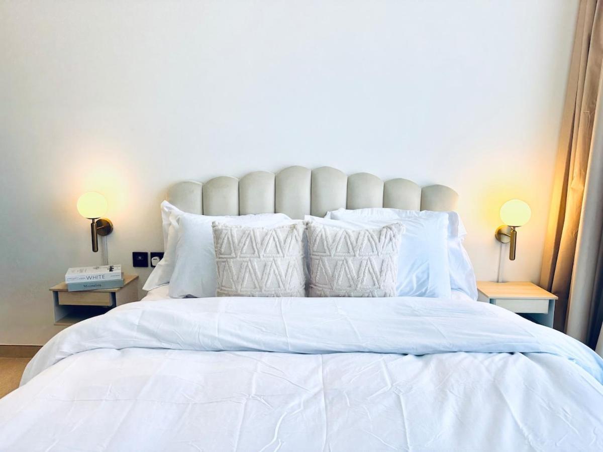 Apartment Aesthetic 2bhk At Jvc,