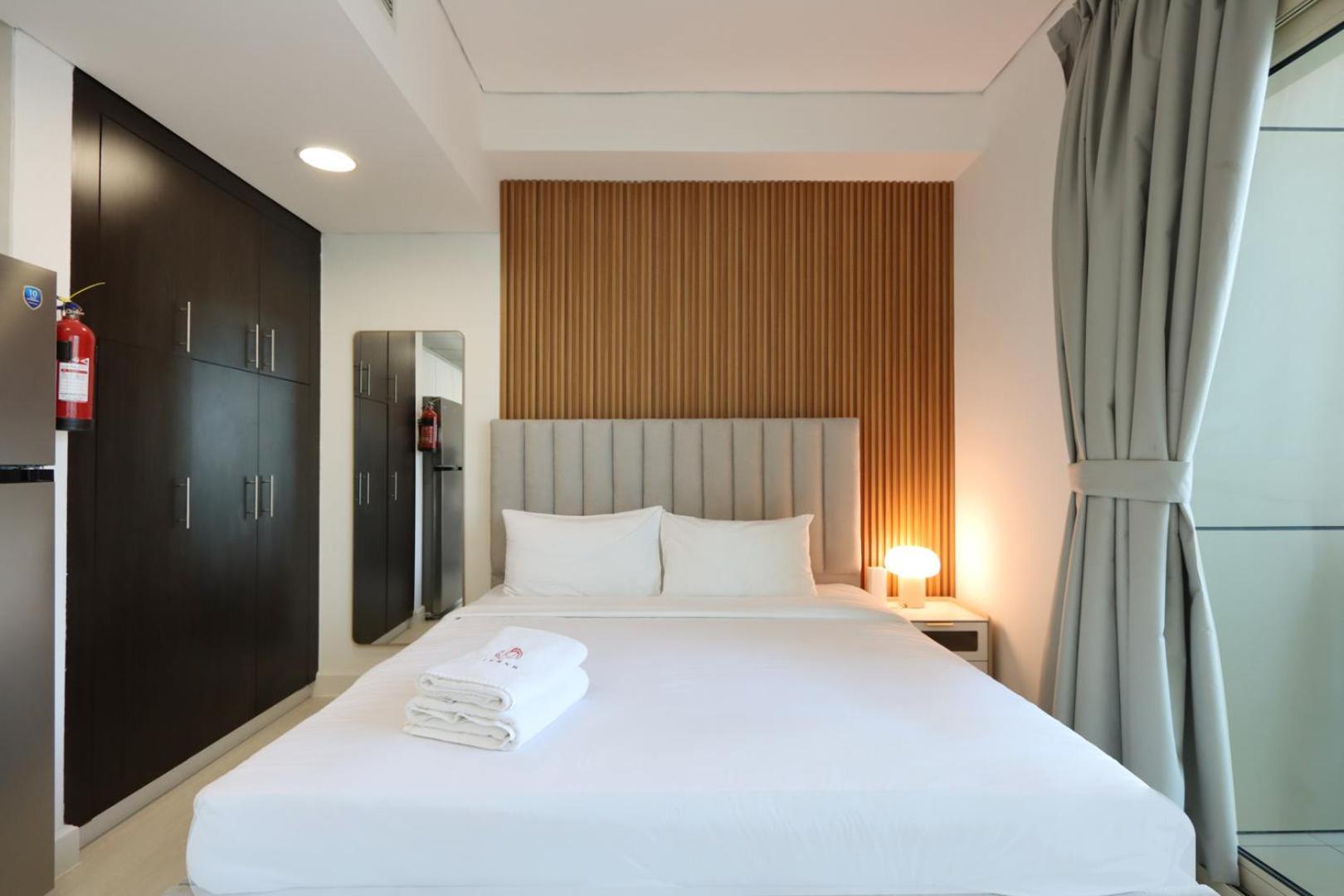 Livbnb - Modern In Marina Apartment