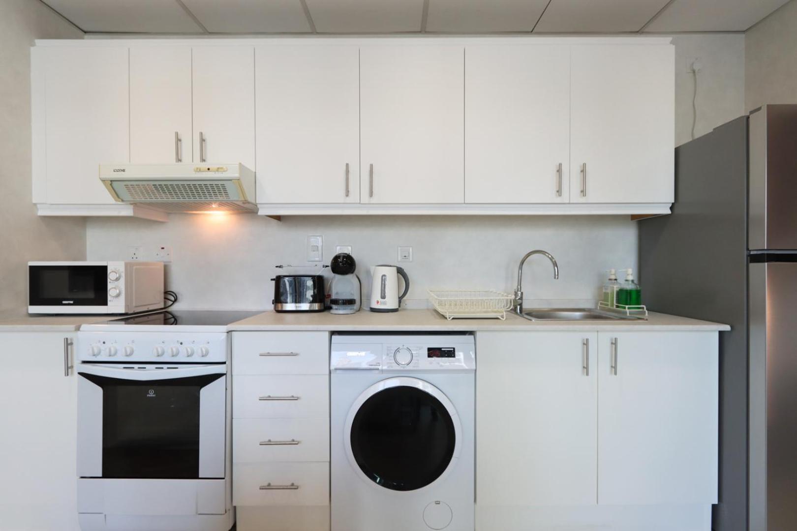 Livbnb - Modern In Marina Apartment