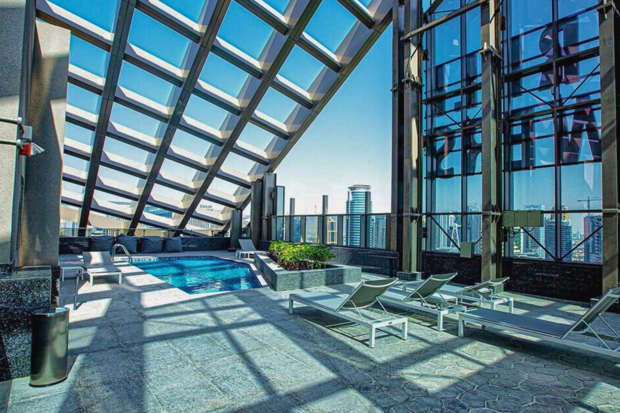 Walk To Jbr - Luxe 3br With Marina & Sea Views Dubai