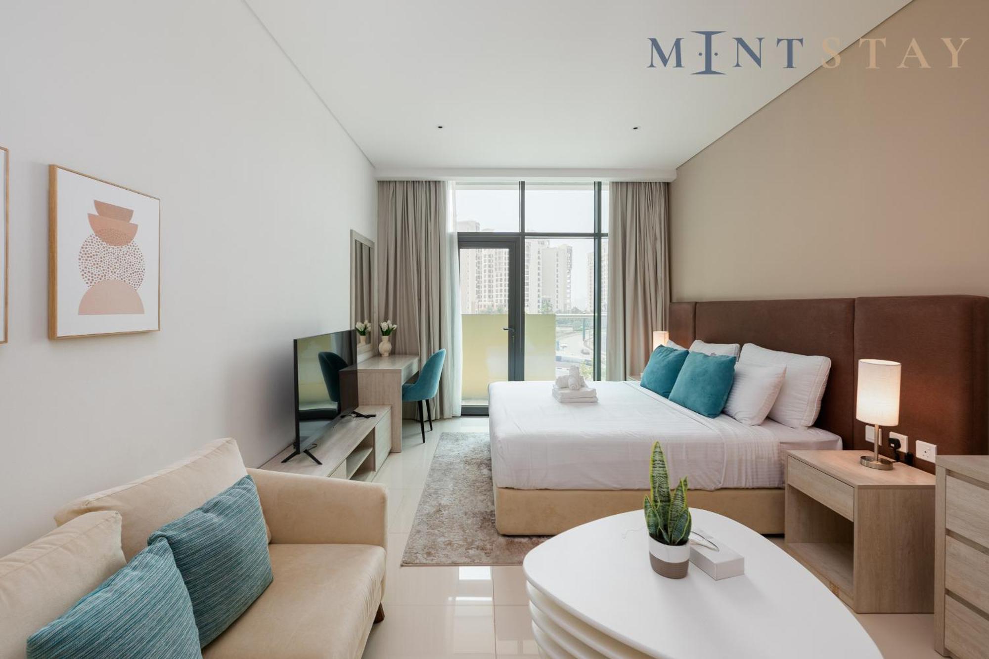 Seven Palm, Palm Jumeirah - Mint Apartment *