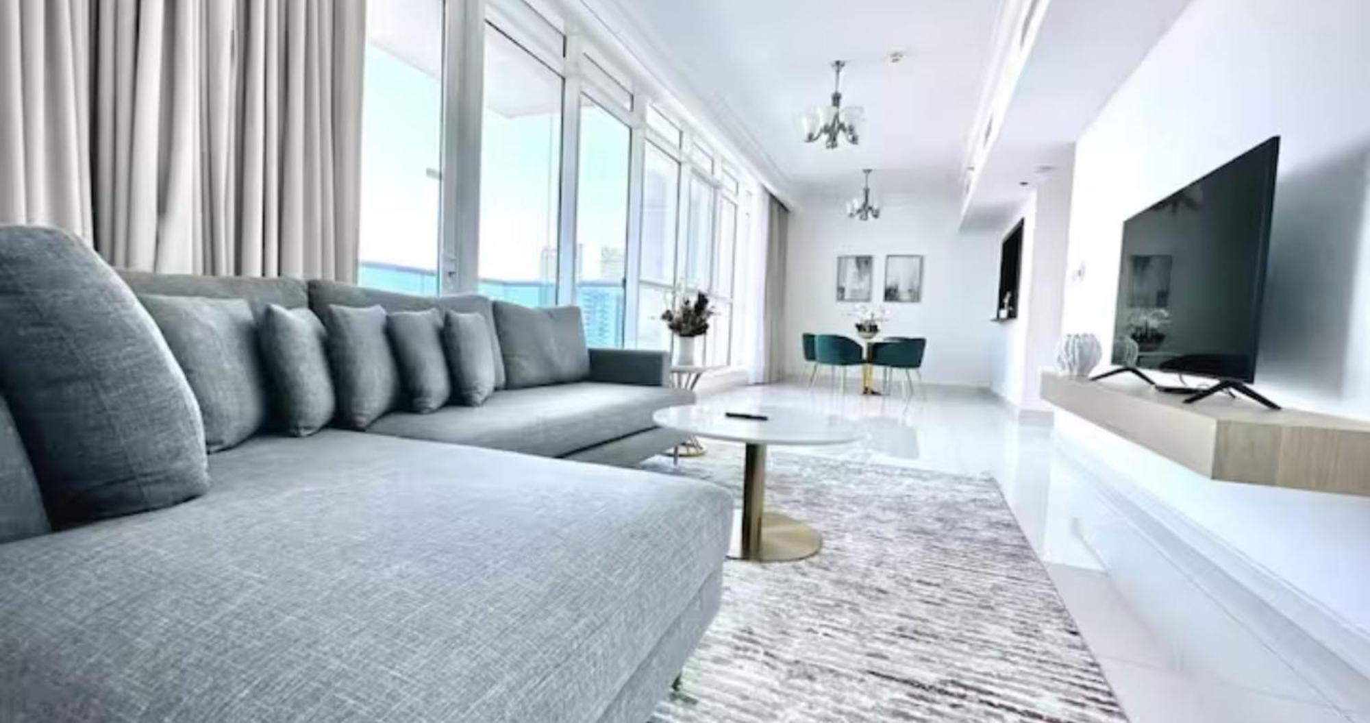 Apartment Majestic Tower Dubai