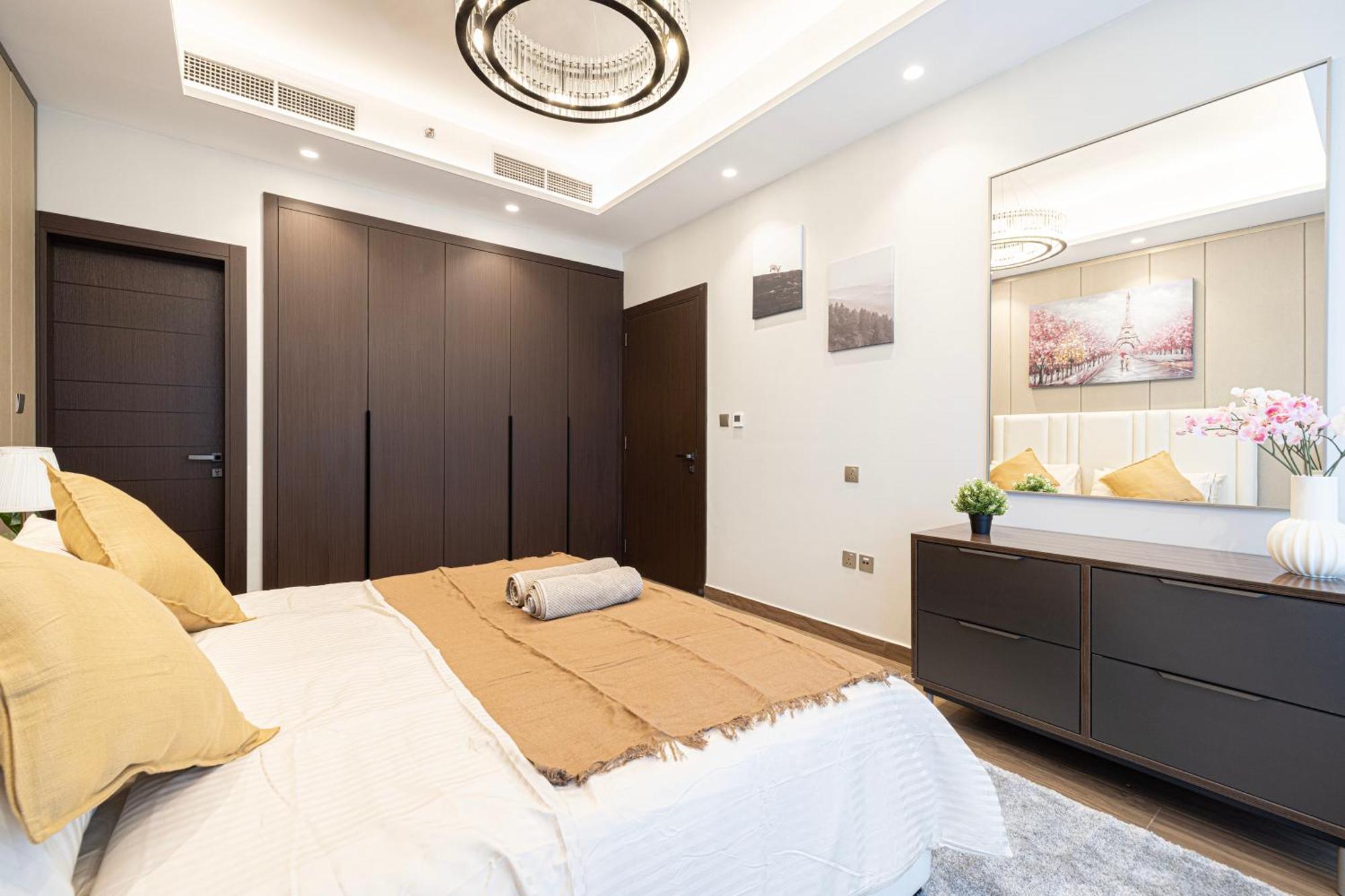 Apartment Elegant 1bhk In Business Bay, Nearby Burj Khalifa & Mall Dubai