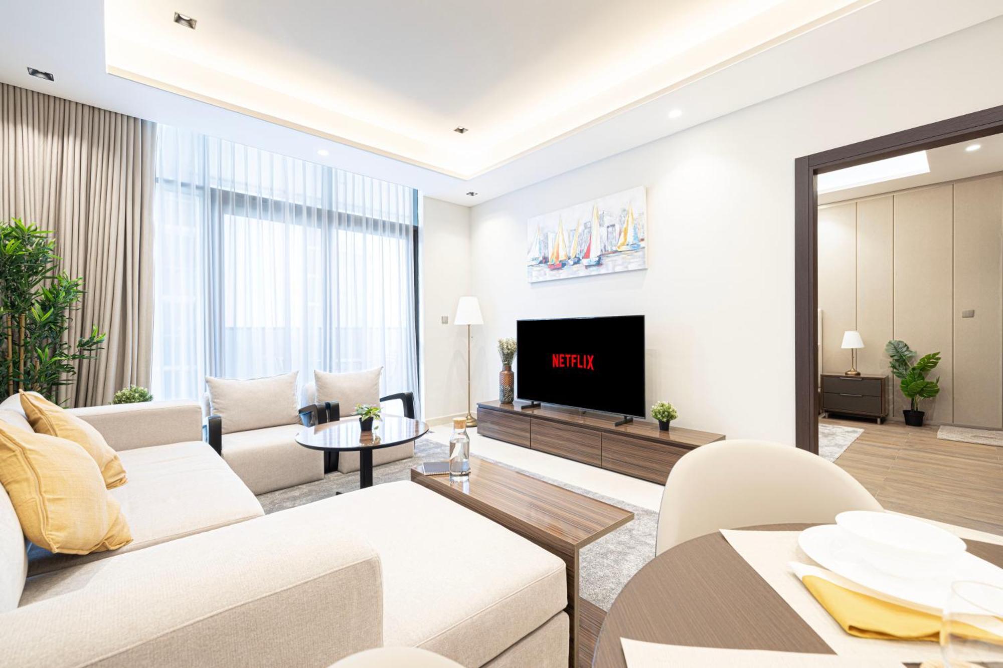 Elegant 1bhk In Business Bay, Nearby Burj Khalifa & Mall Apartment *