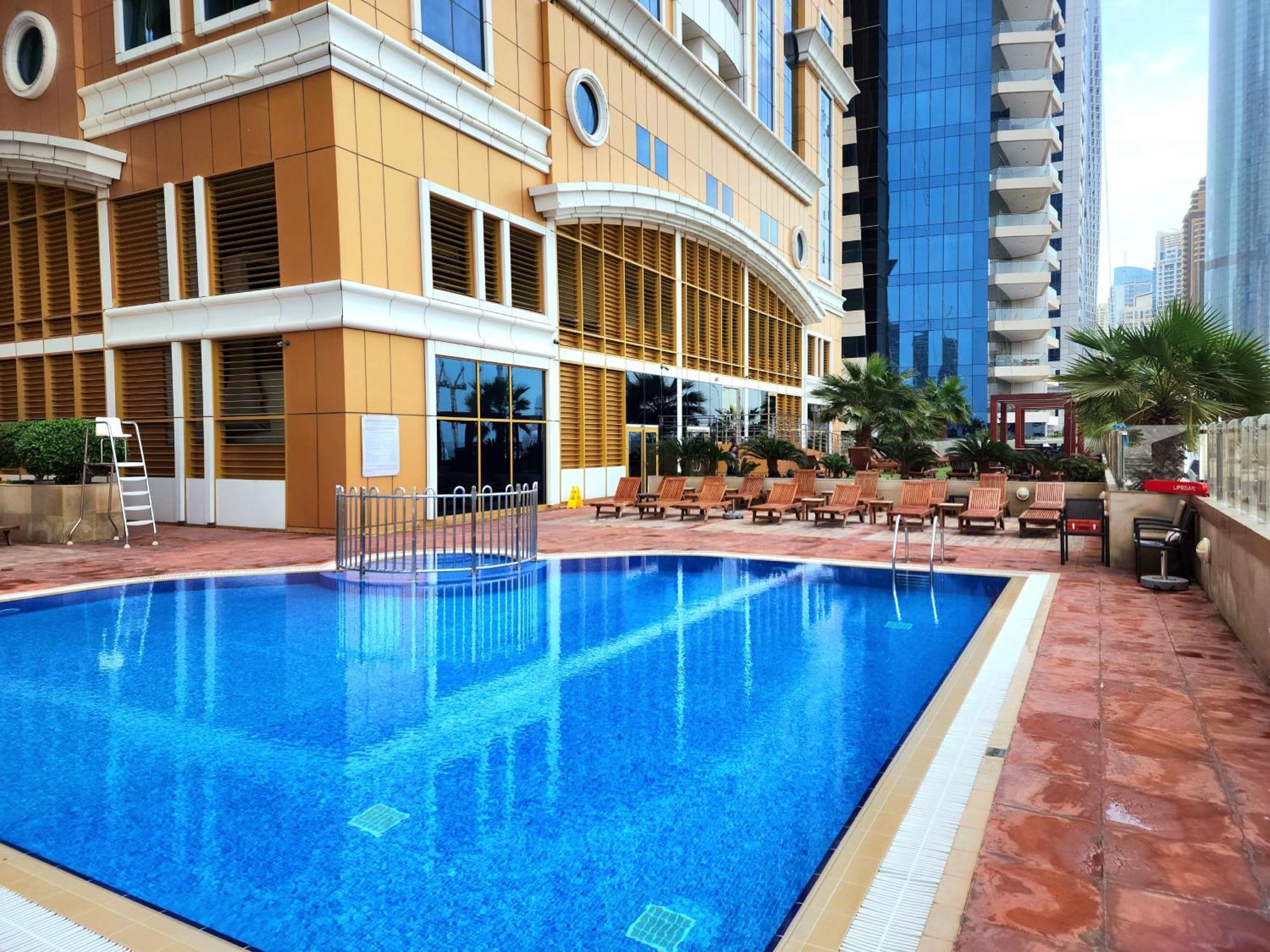 Apartment Lux 1br High-floor In Marina