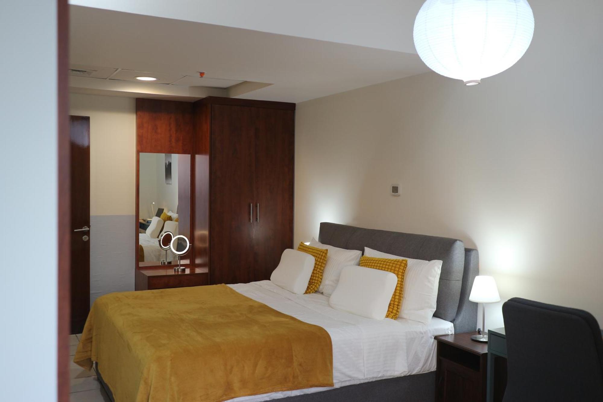 Apartment Cosy 1 Bed In Marina Dubai
