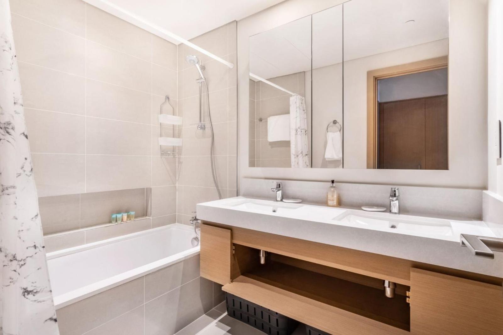 Luxury 2br At Harbour Gate With Gorgeous View Apartment Dubai