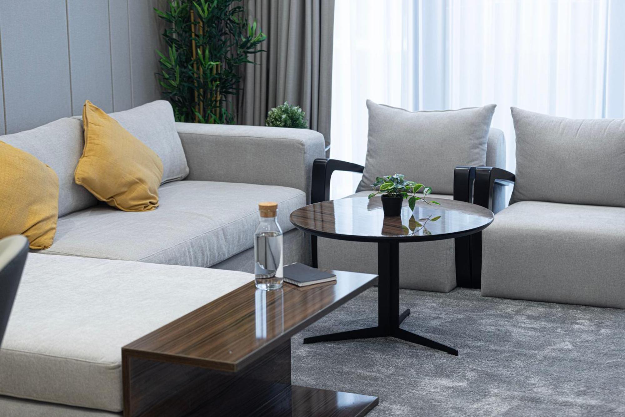 Elegant 1bhk In Business Bay, Nearby Burj Khalifa & Mall *