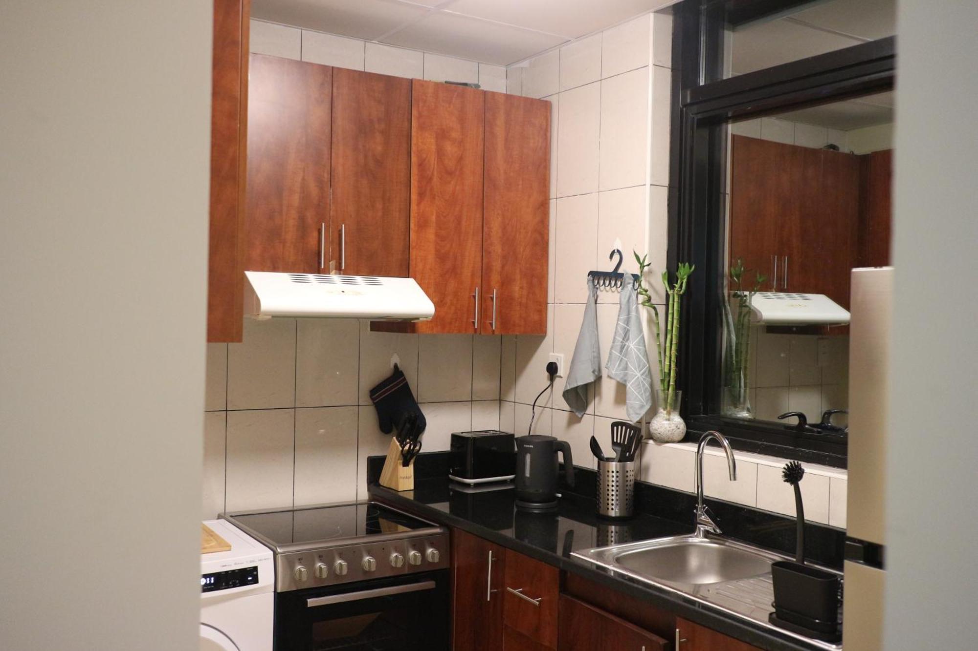 Apartment Cosy 1 Bed In Marina Dubai