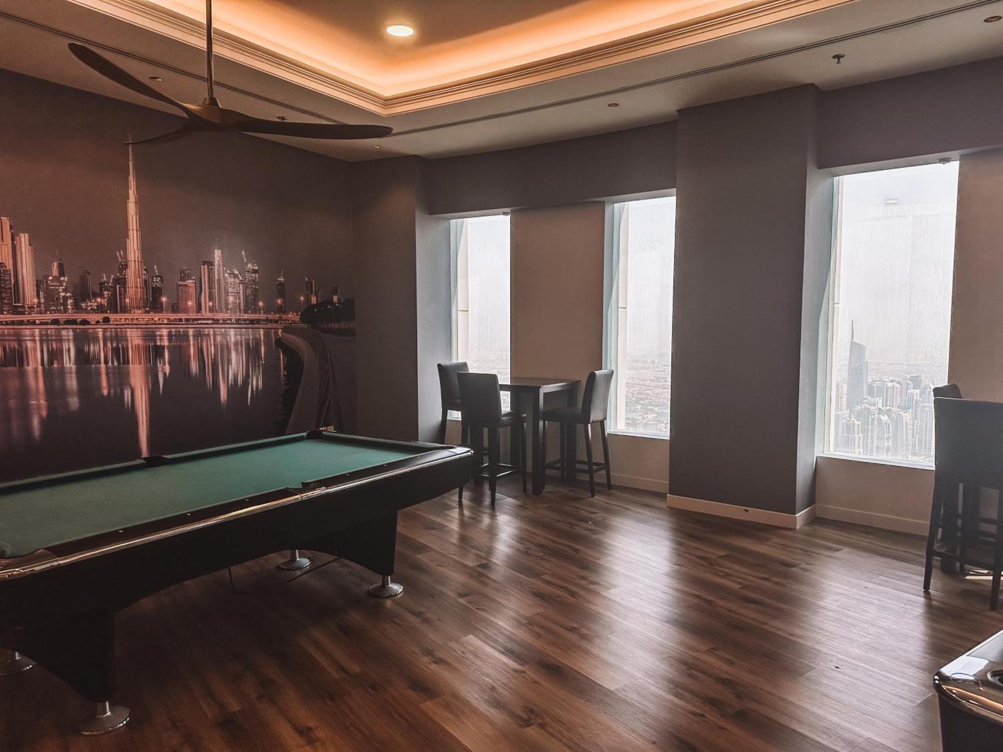 Apartment Modern Two Bedrooms In Marina