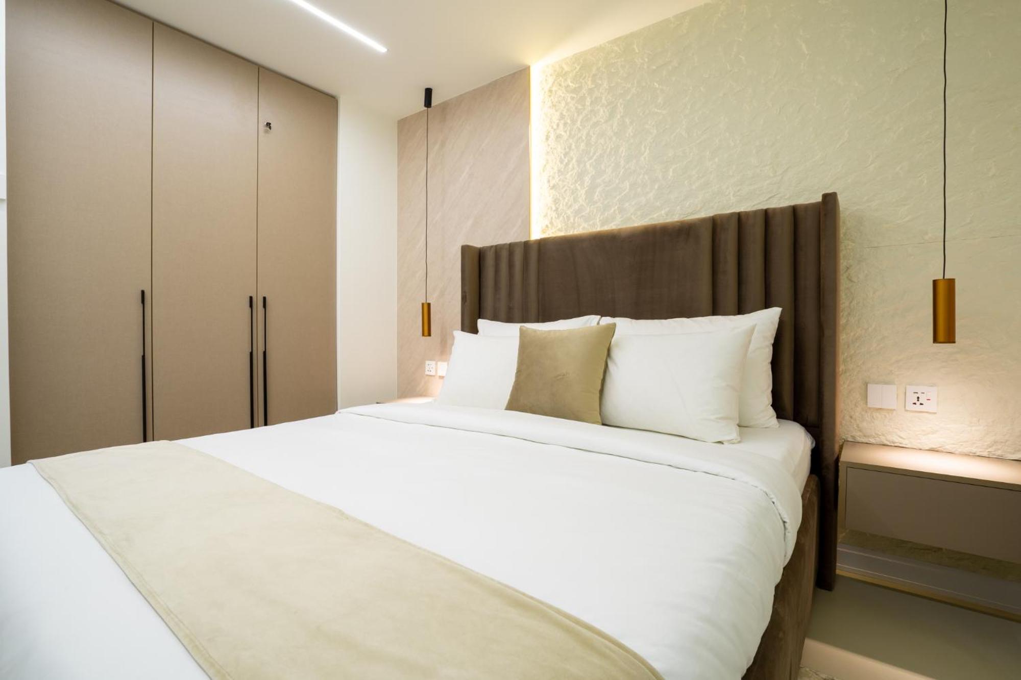 Apartment Modern Two Bedrooms In Marina