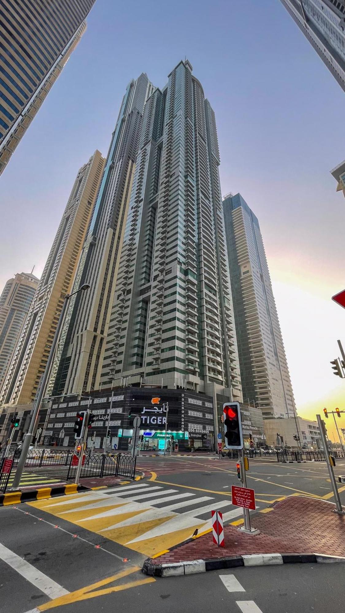 Apartment Modern Two Bedrooms In Marina Dubai