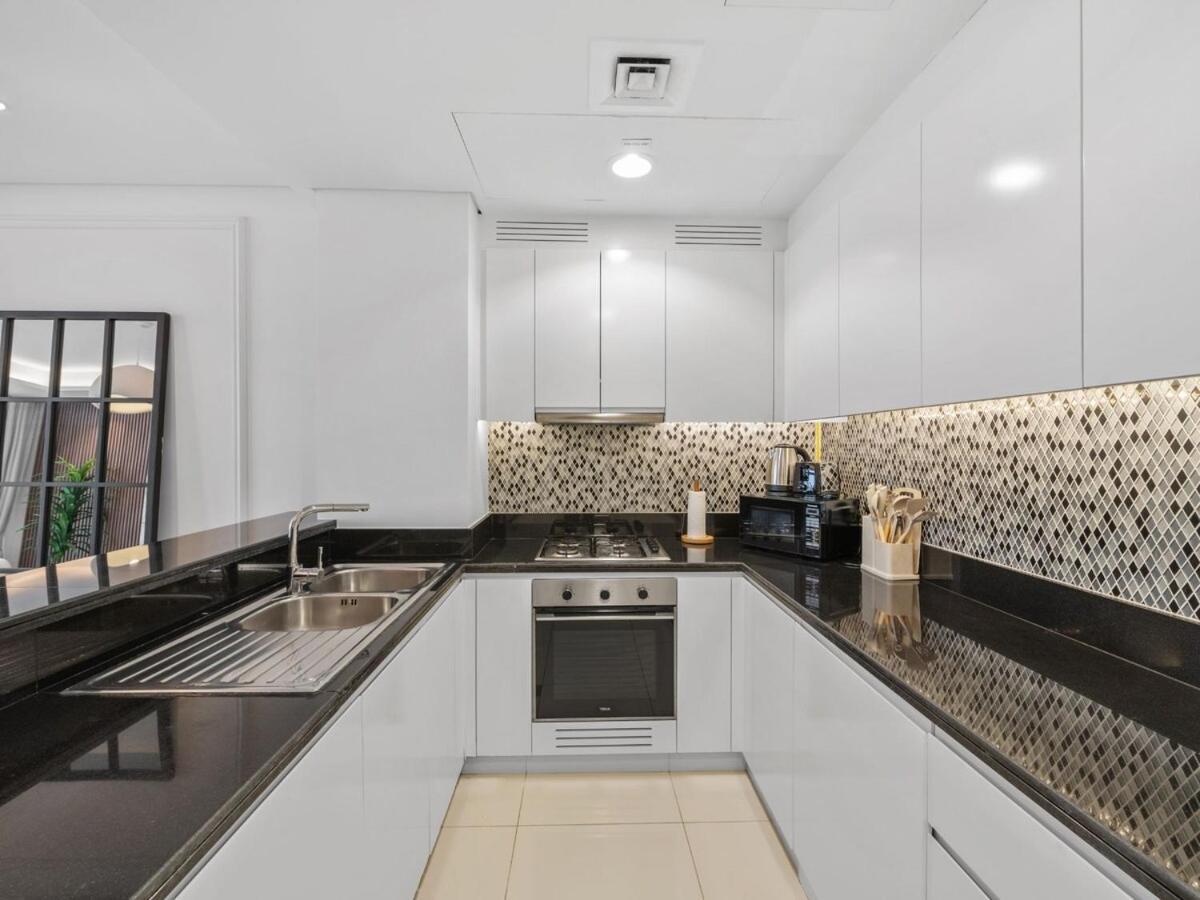 Paramount Midtown Residences - A Luxury 2 Bedroom Near Burj Khalifa And Mall *