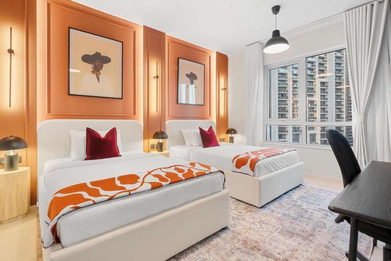 Apartment 2-bedroom With Full Burj Khalifa & Opera House Views Just 9 Min Walk To Mall!