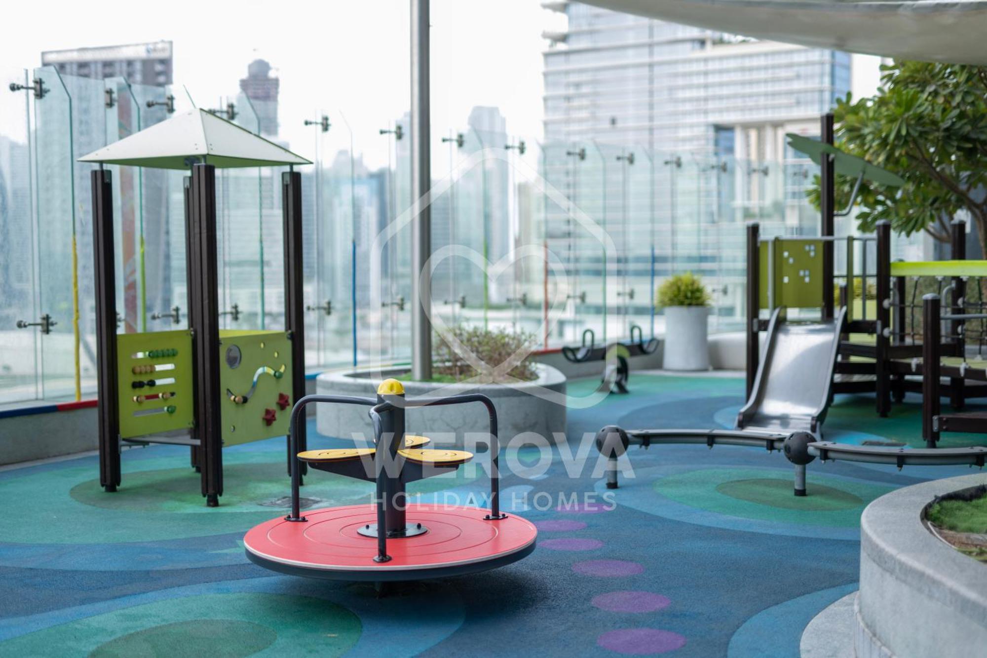 Burj Khalifa View Luxurious 1br Apartment *