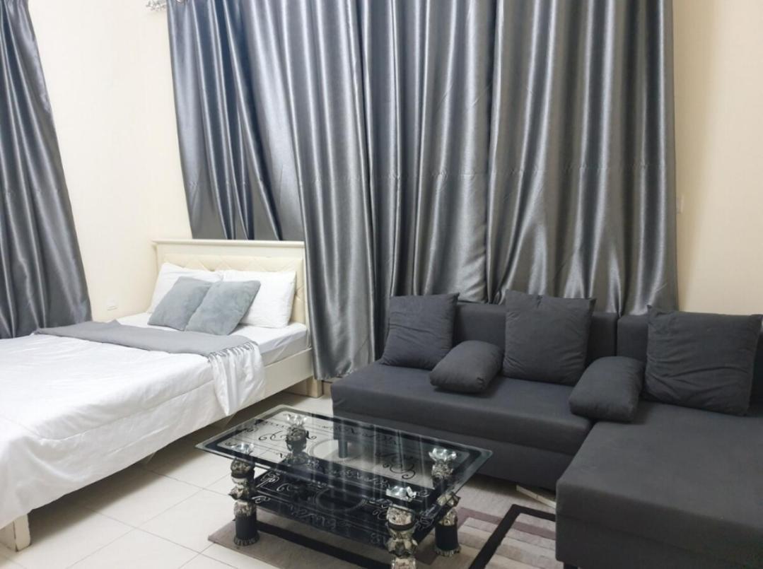 Masters Bedroom With Balcony & Shared Kitchen *