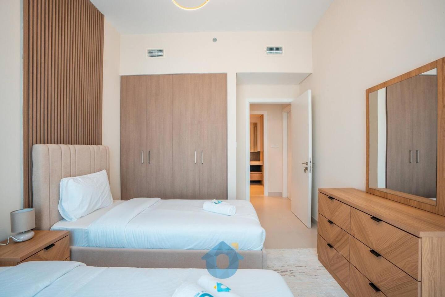 Apartment Like - 2904 Premium 2-bhk With Partial Creek View And Community View
