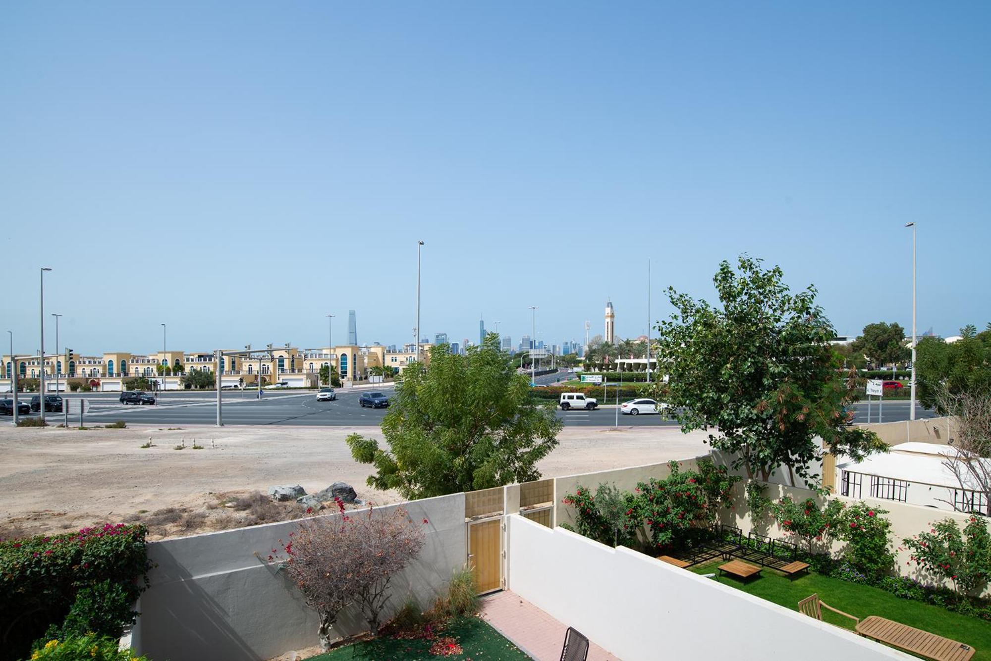 Villa Cozy 2bhk In Springs 14