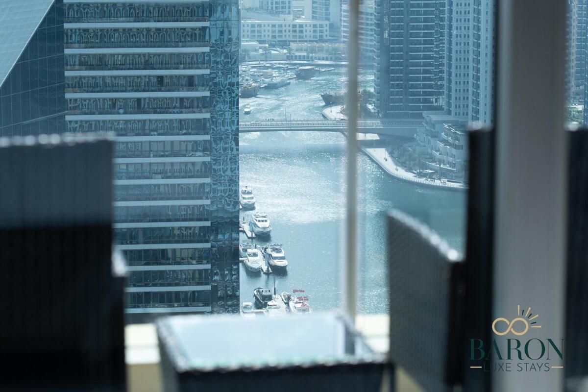 Splendid Jw Marriott Marina