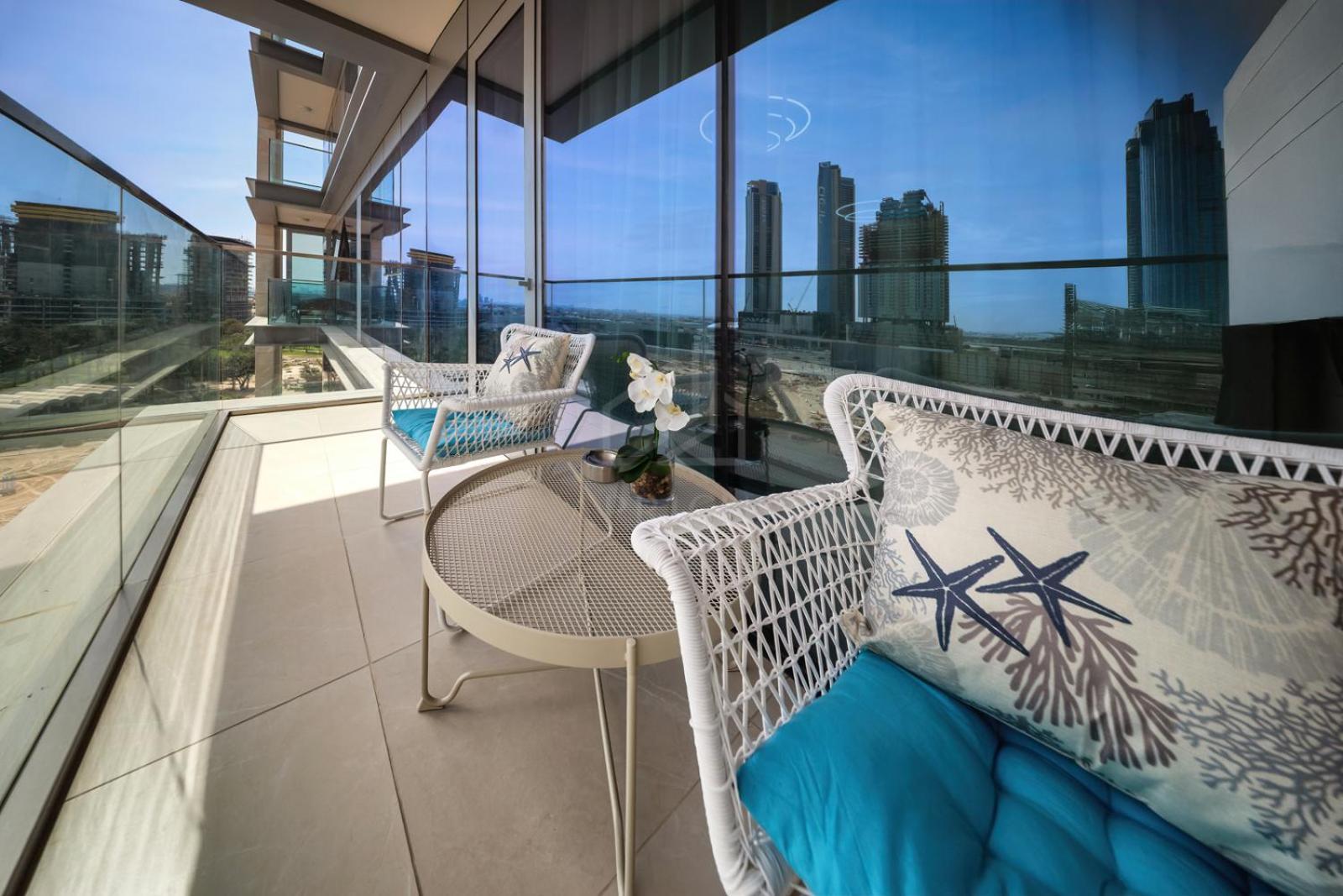 Apartment Brand New In Canal Front Wasl *