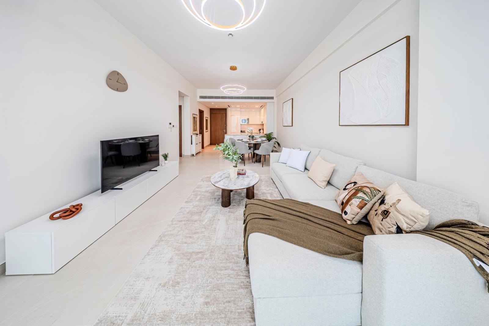 Brand New In Canal Front Wasl Apartment *