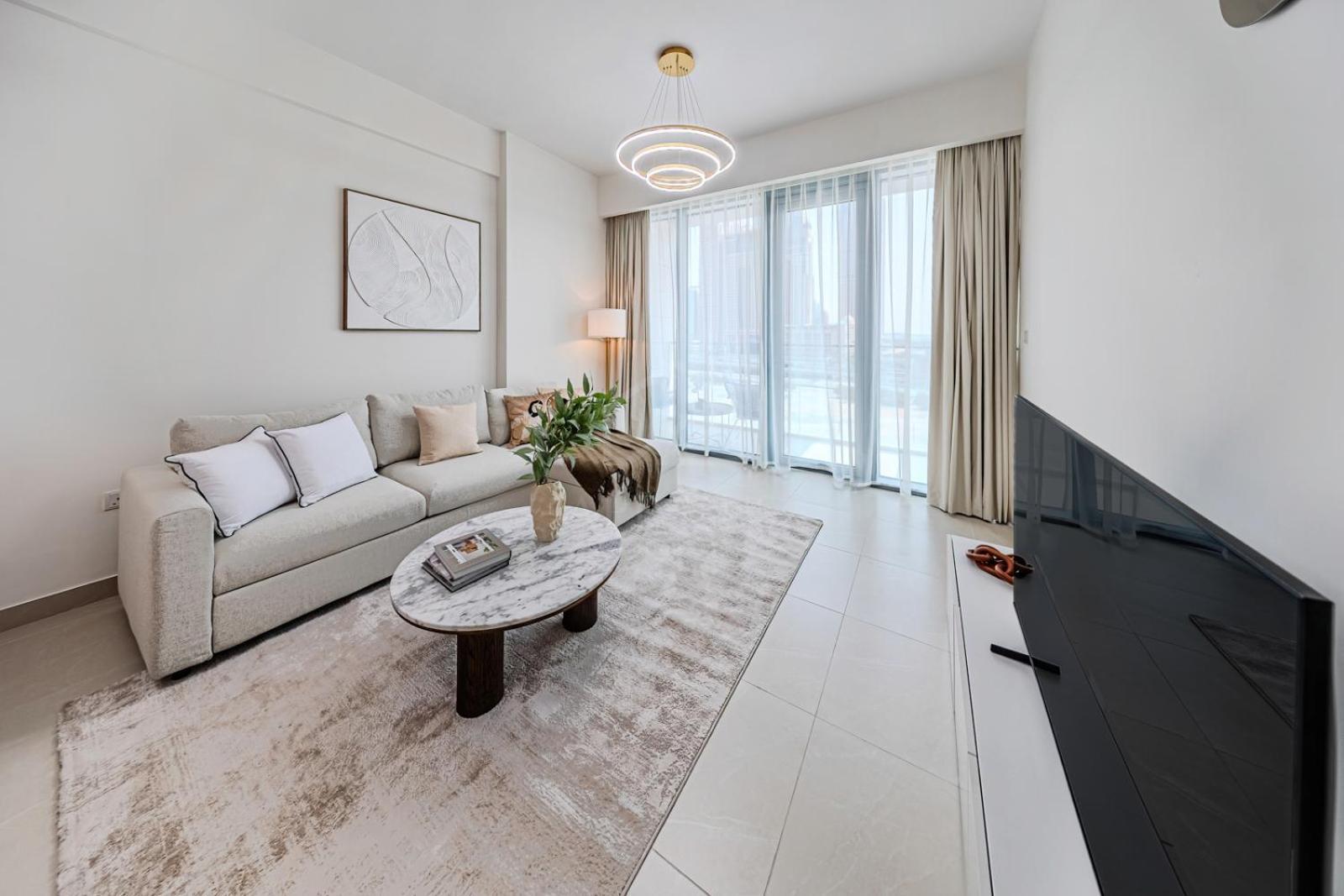 Apartment Brand New In Canal Front Wasl *