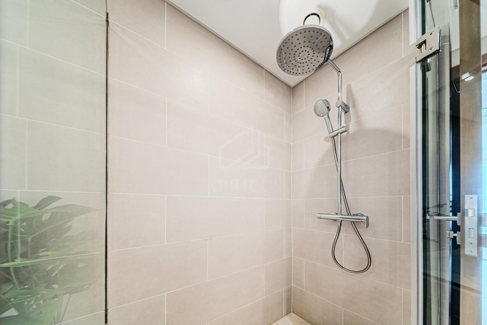 Apartment Brand New In Canal Front Wasl Dubai