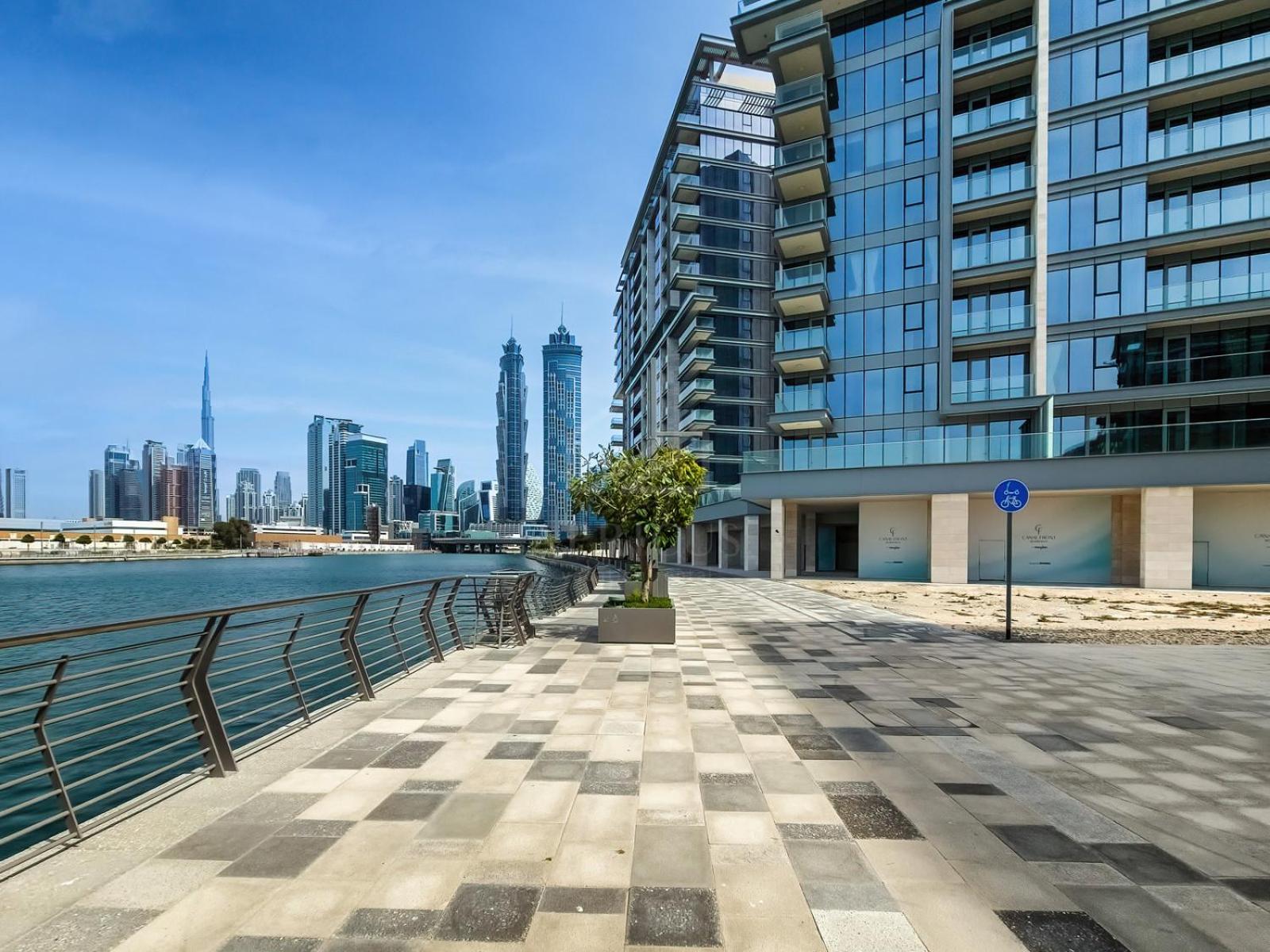 Brand New In Canal Front Wasl Apartment *