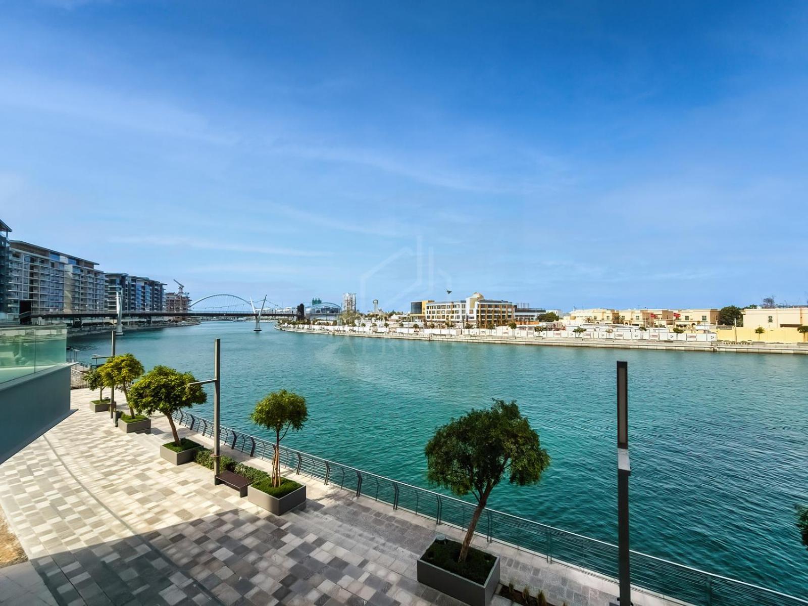 Apartment Brand New In Canal Front Wasl Dubai