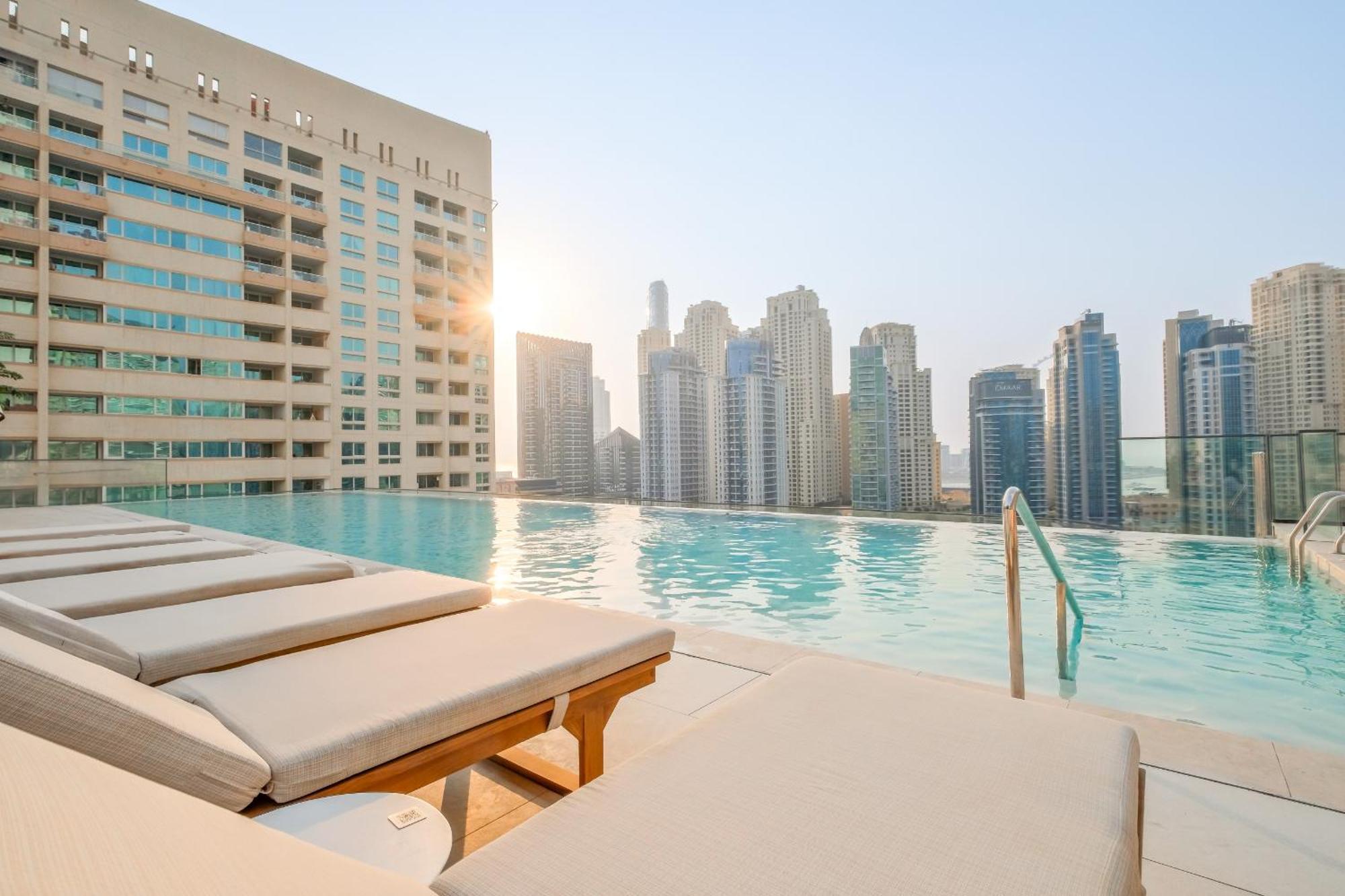 Vayk - Sleek & Stylish 1br In Vida Marina Apartment *