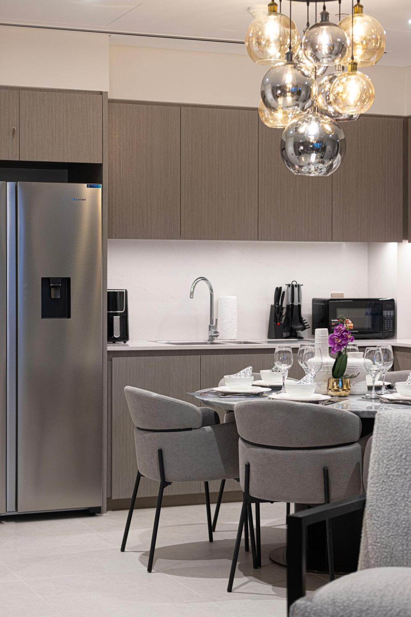 Gogoto Ultra Lux Burj View Spacious High Floor *