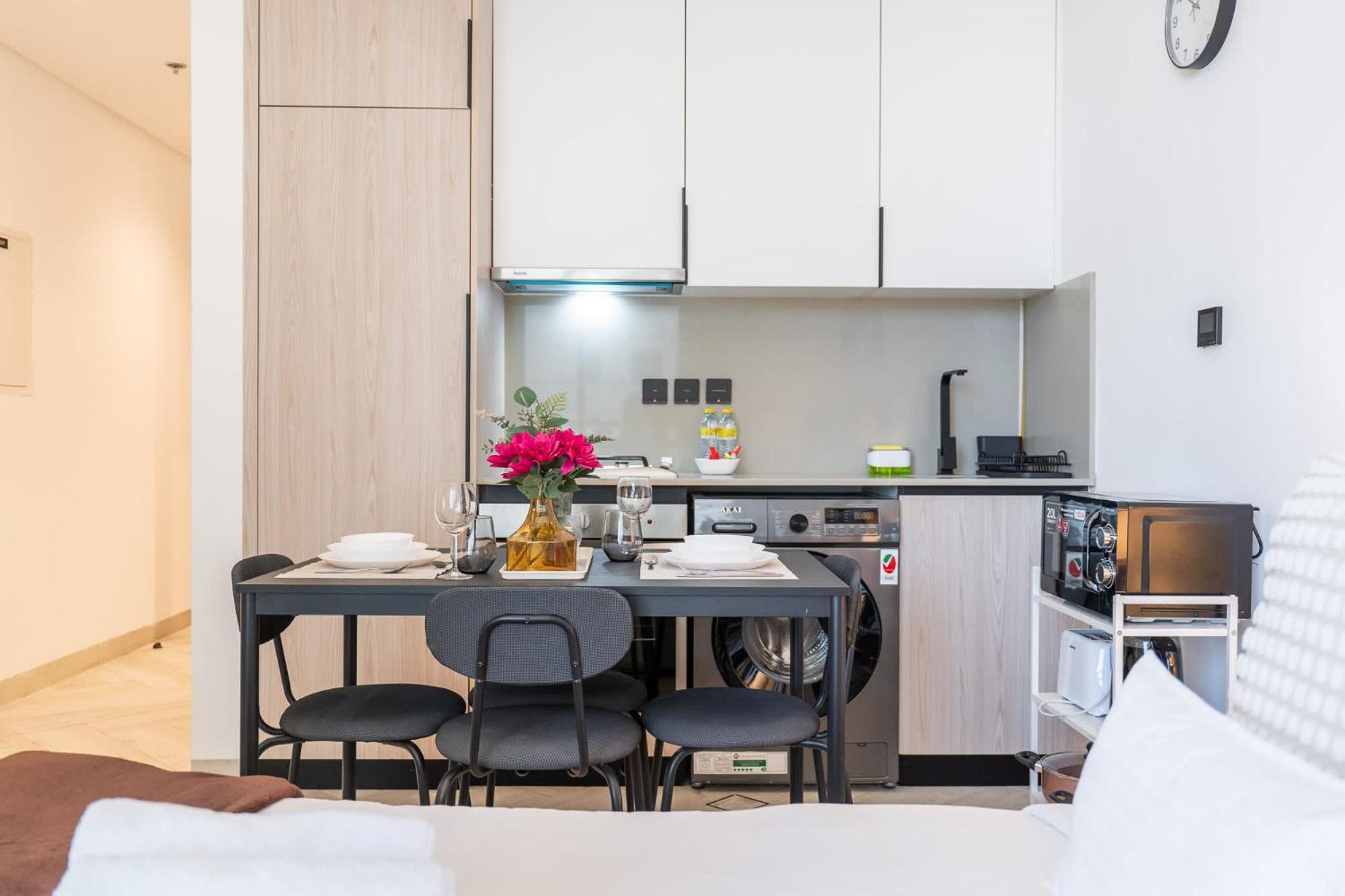 Apartment Astonishing In Empire Jvc *