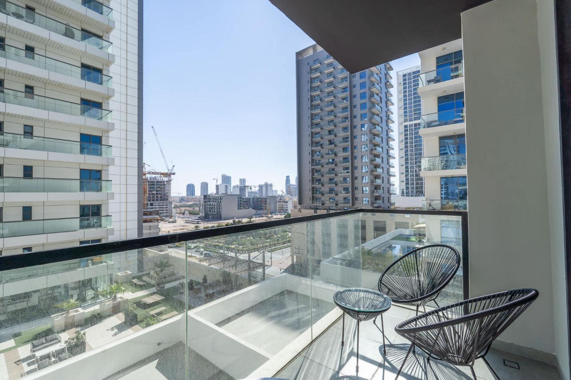 Apartment Astonishing In Empire Jvc *