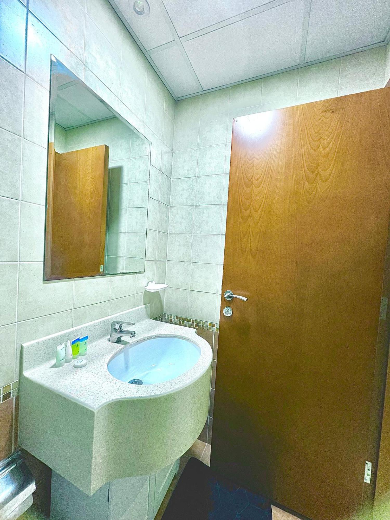 Stunning 2br Marina View Close To Jbr Apartment