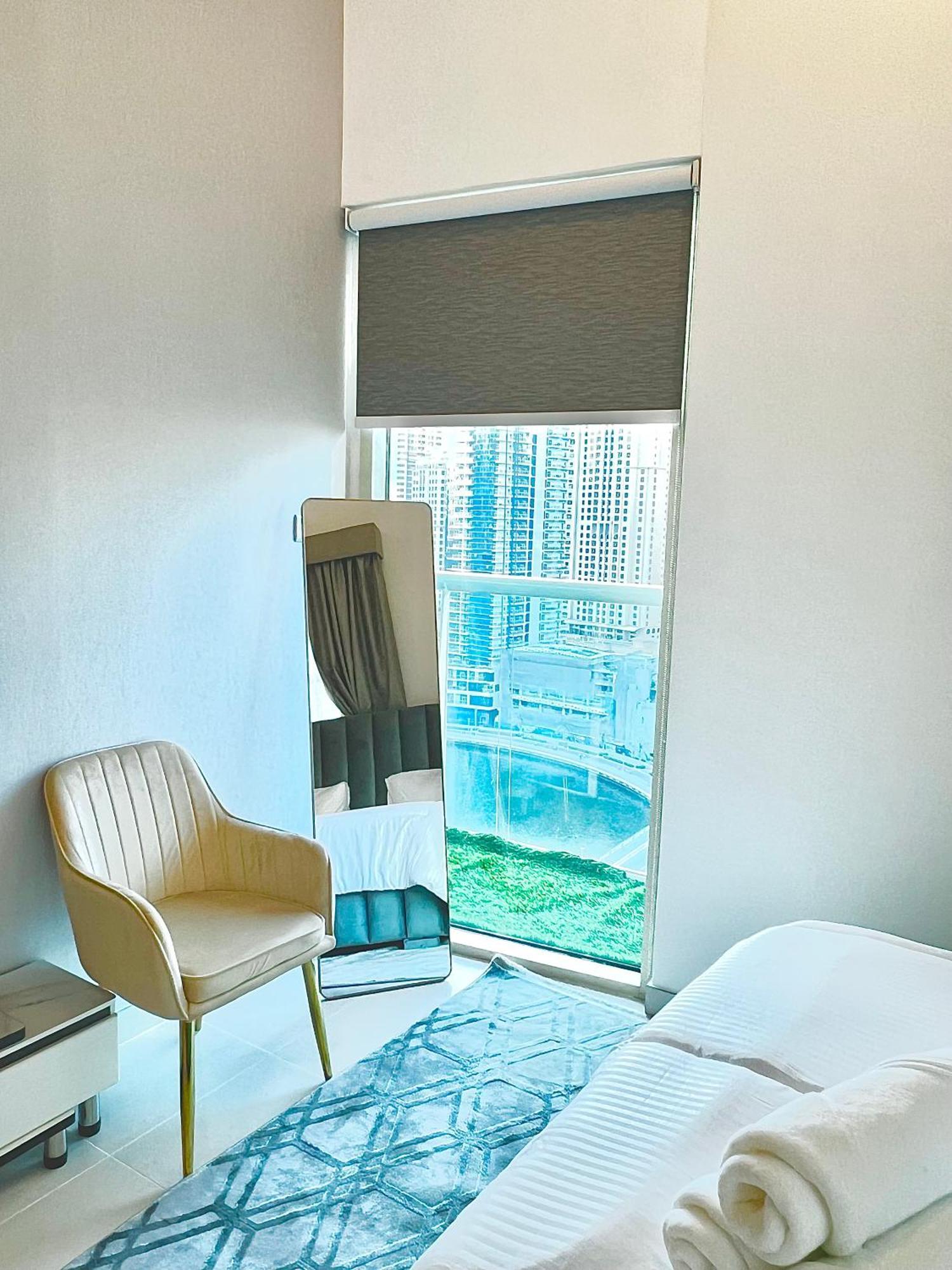 Stunning 2br Marina View Close To Jbr *