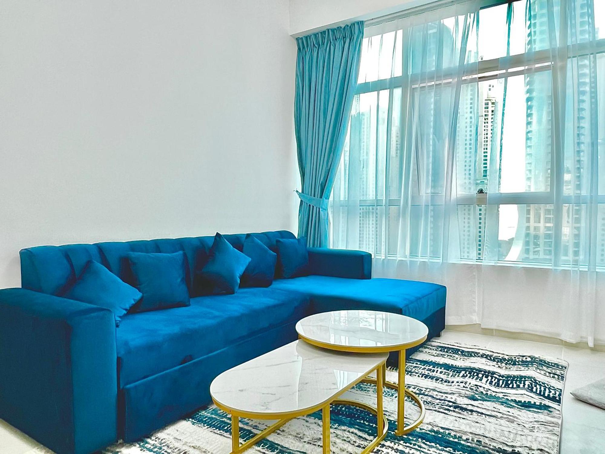 Stunning 2br Marina View Close To Jbr *