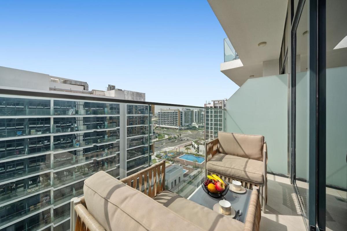 1br In Azizi Riviera 43 By In Homes - Near Business Bay - Pool - Gym - Parking Apartment
